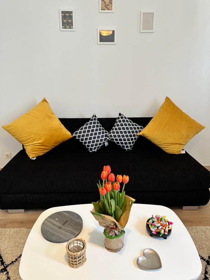 Cozy 8-Person Home In Vienna Located At Haberlgasse 82 N1 外观 照片